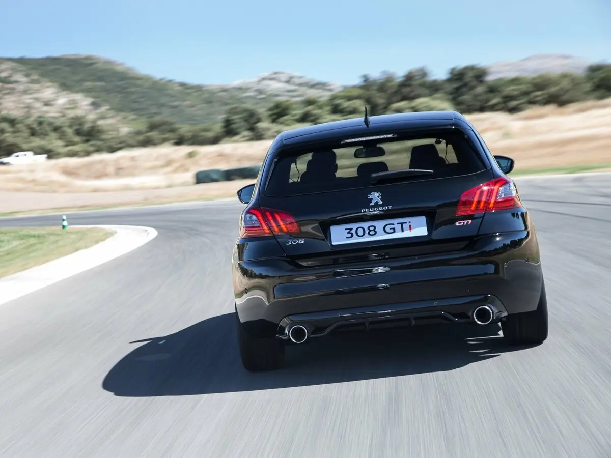 Peugeot 308 GTi I Рестайлинг Хэтчбек 5 дв. — photo 3