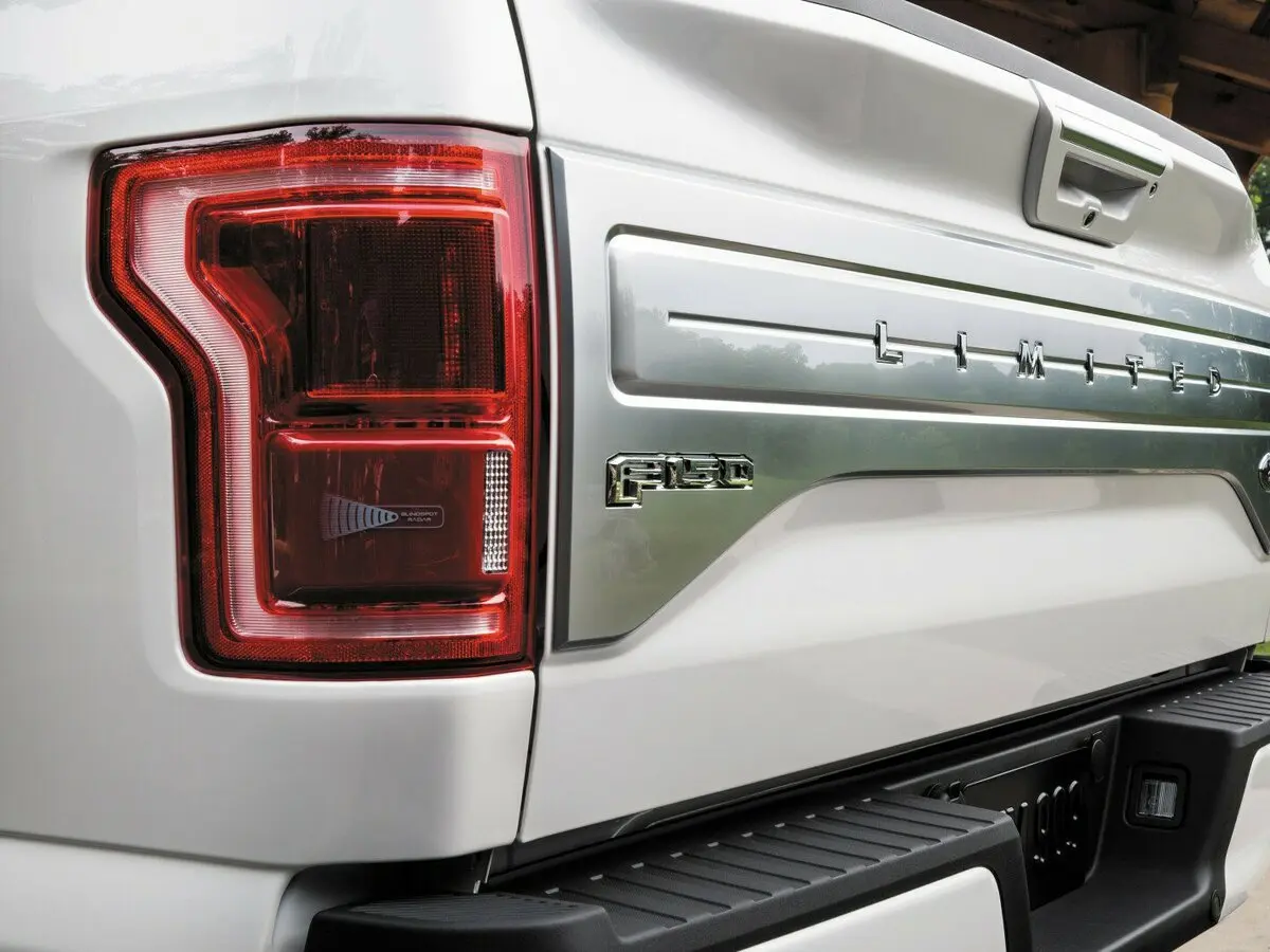 Ford F-150 XIII Рестайлинг Пикап Двойная кабина Super Crew — фото 15