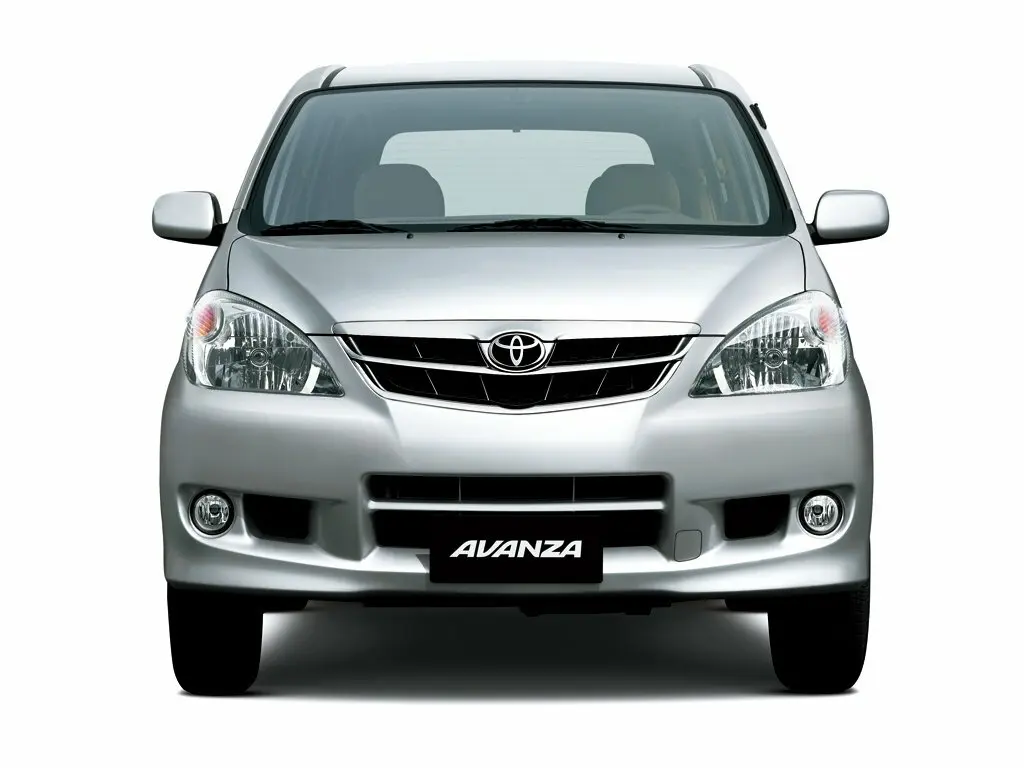 Toyota Avanza I Минивэн — фото 3