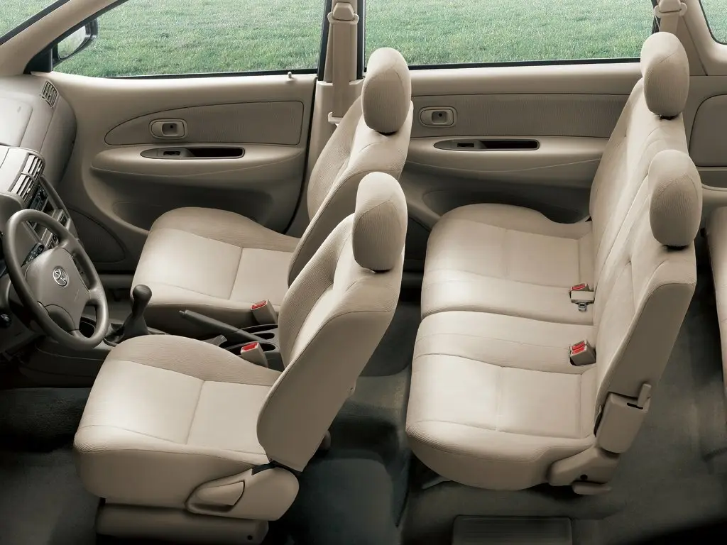Toyota Avanza I Минивэн — фото 7