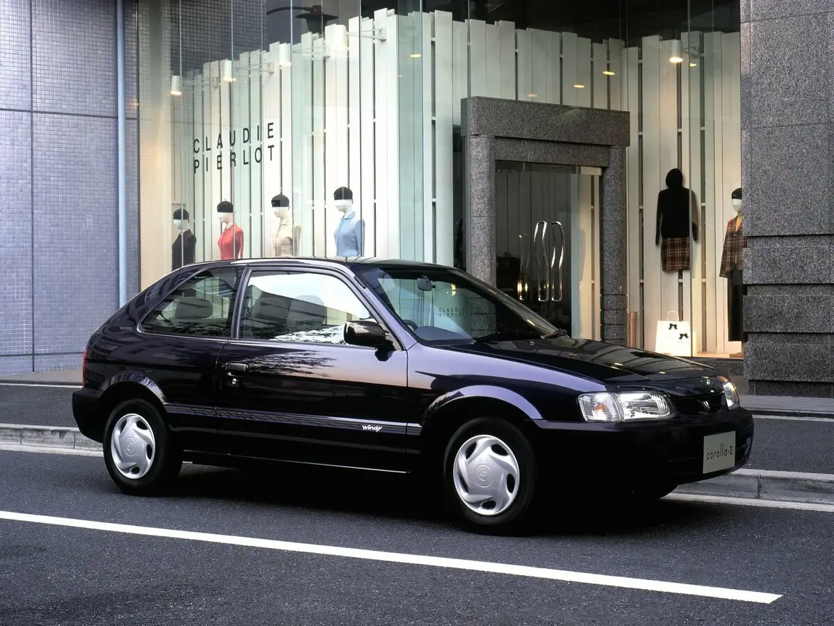 Toyota Corolla II V (L50) Хэтчбек 3 дв. — фото 2