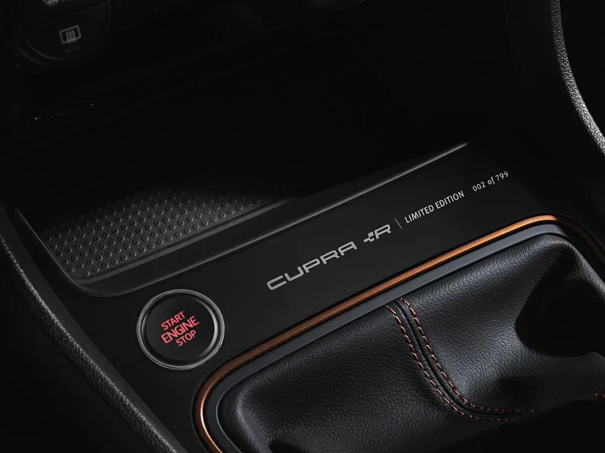 SEAT Leon Cupra III Рестайлинг Хэтчбек 5 дв. — photo 13