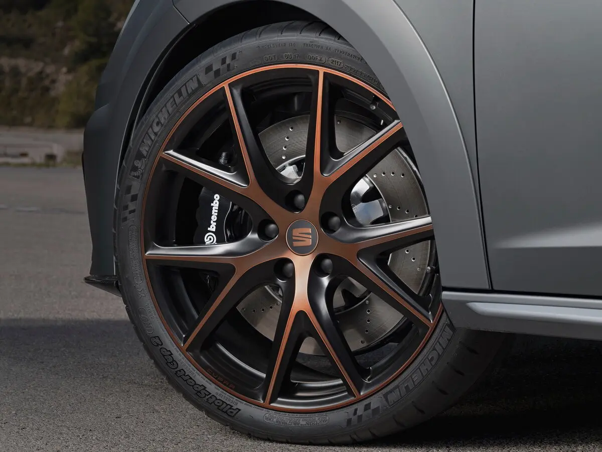 SEAT Leon Cupra III Рестайлинг Хэтчбек 5 дв. — photo 15