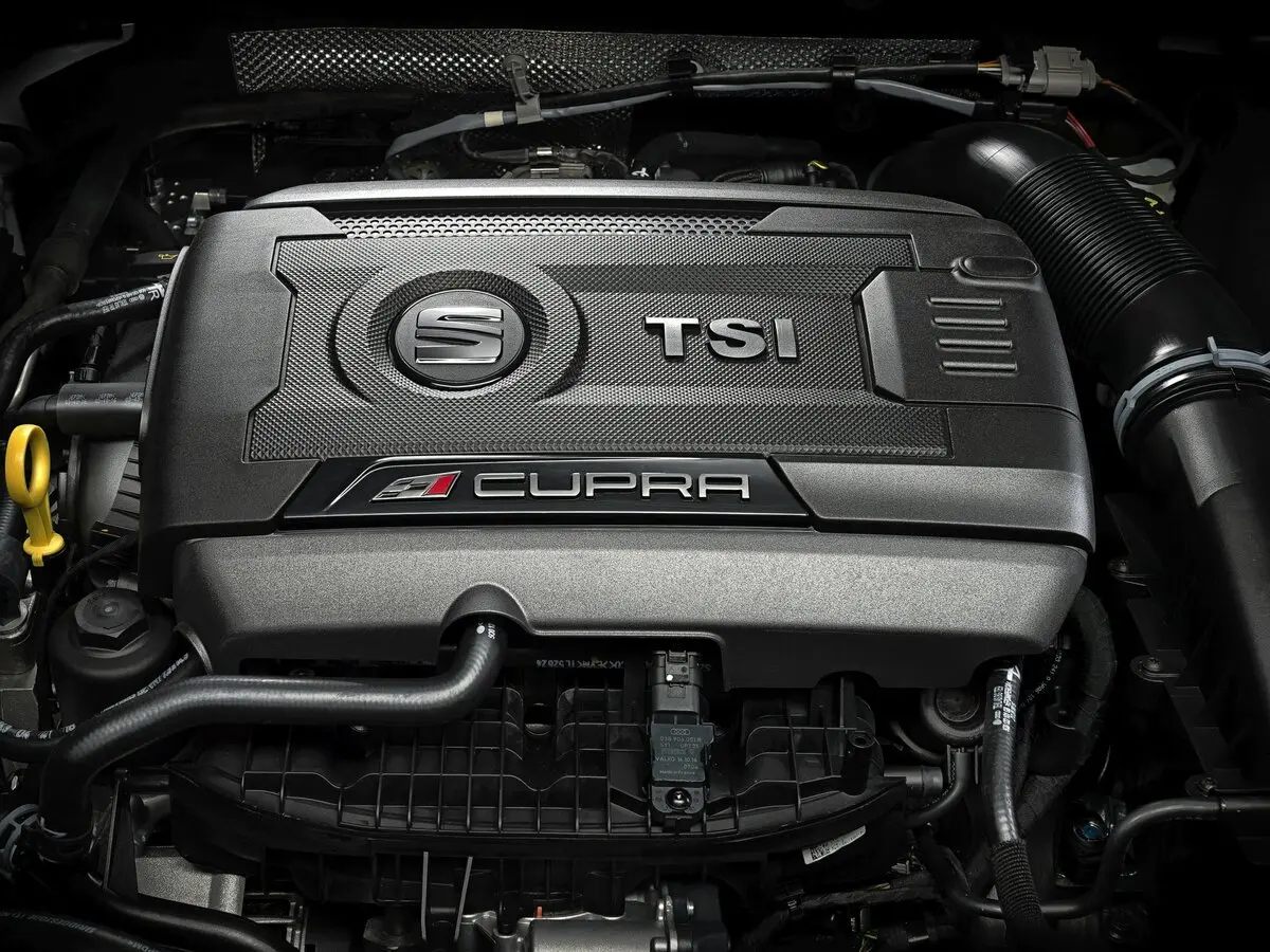 SEAT Leon Cupra III Рестайлинг Хэтчбек 3 дв. — сүрөт 12