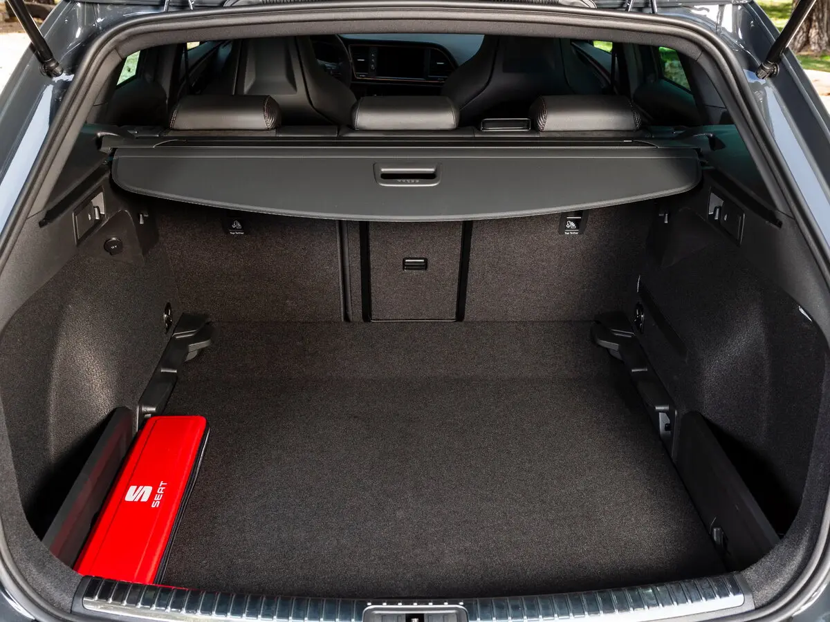 SEAT Leon Cupra III Рестайлинг Универсал 5 дв. — сүрөт 12
