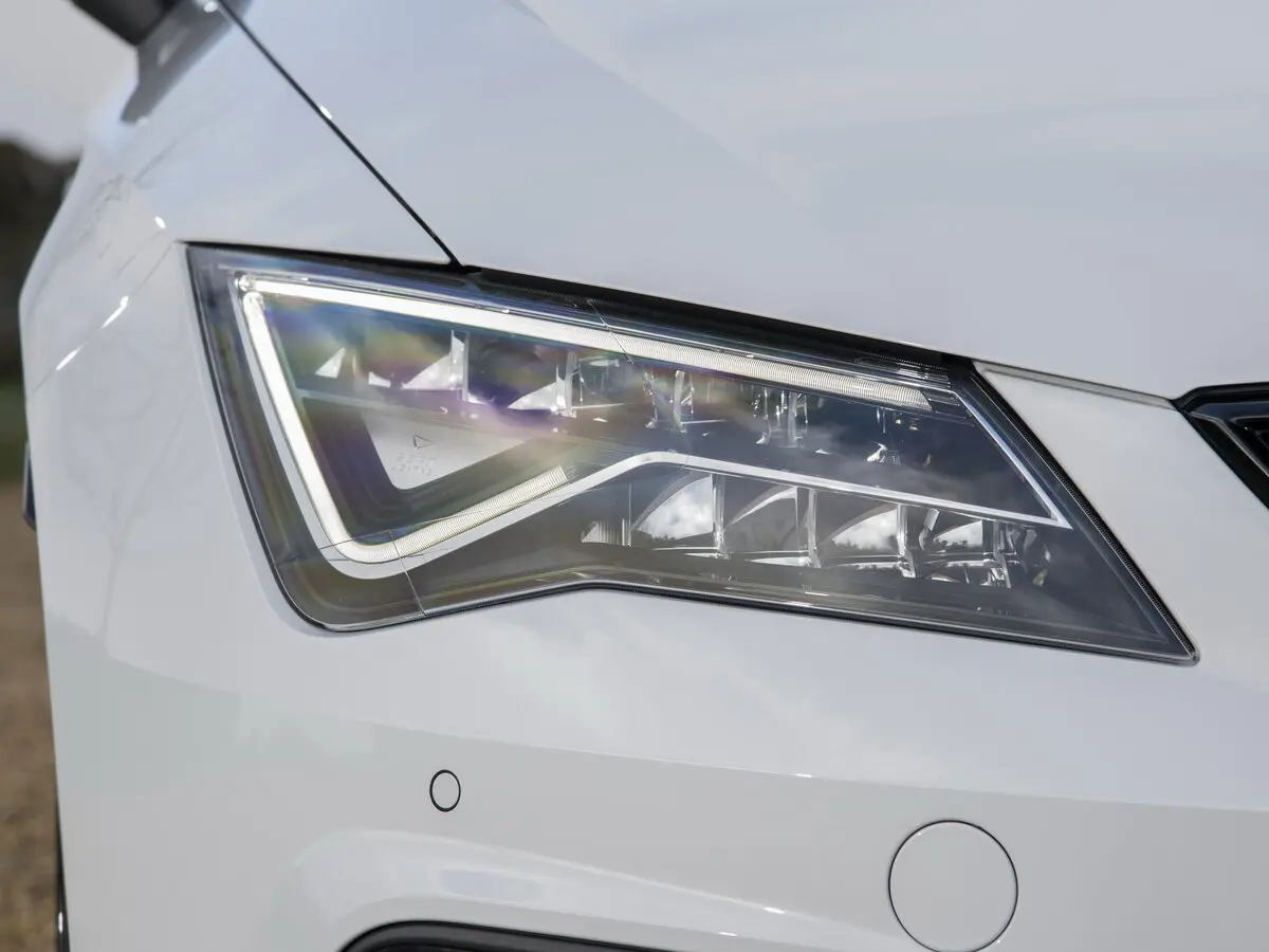 SEAT Leon Cupra III Рестайлинг Универсал 5 дв. — сүрөт 14