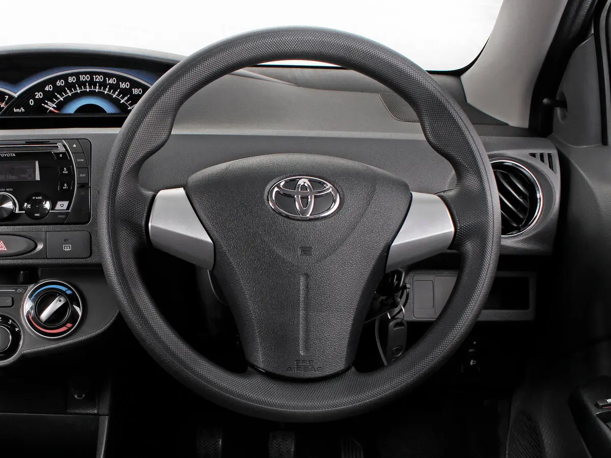 Toyota Etios I Хэтчбек 5 дв. — фото 9