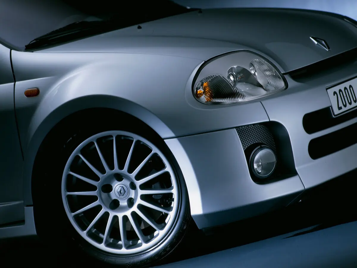 Renault Clio II Седан — сүрөт 7