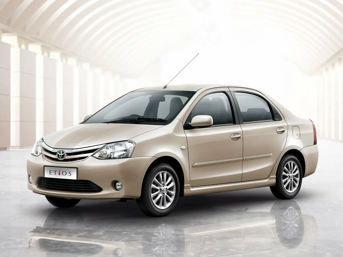 Toyota Etios I Седан