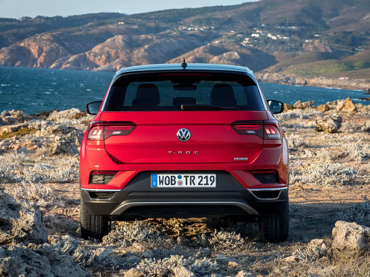Volkswagen T-Roc I Внедорожник 5 дв. — сүрөт 4