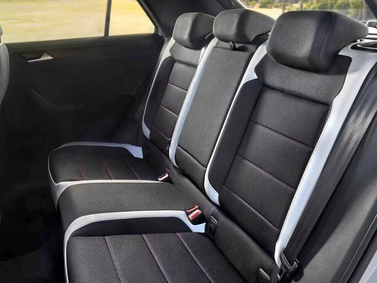 Volkswagen T-Roc I Внедорожник 5 дв. — сүрөт 10