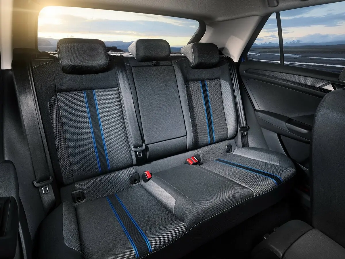 Volkswagen T-Roc I Внедорожник 5 дв. — сүрөт 11