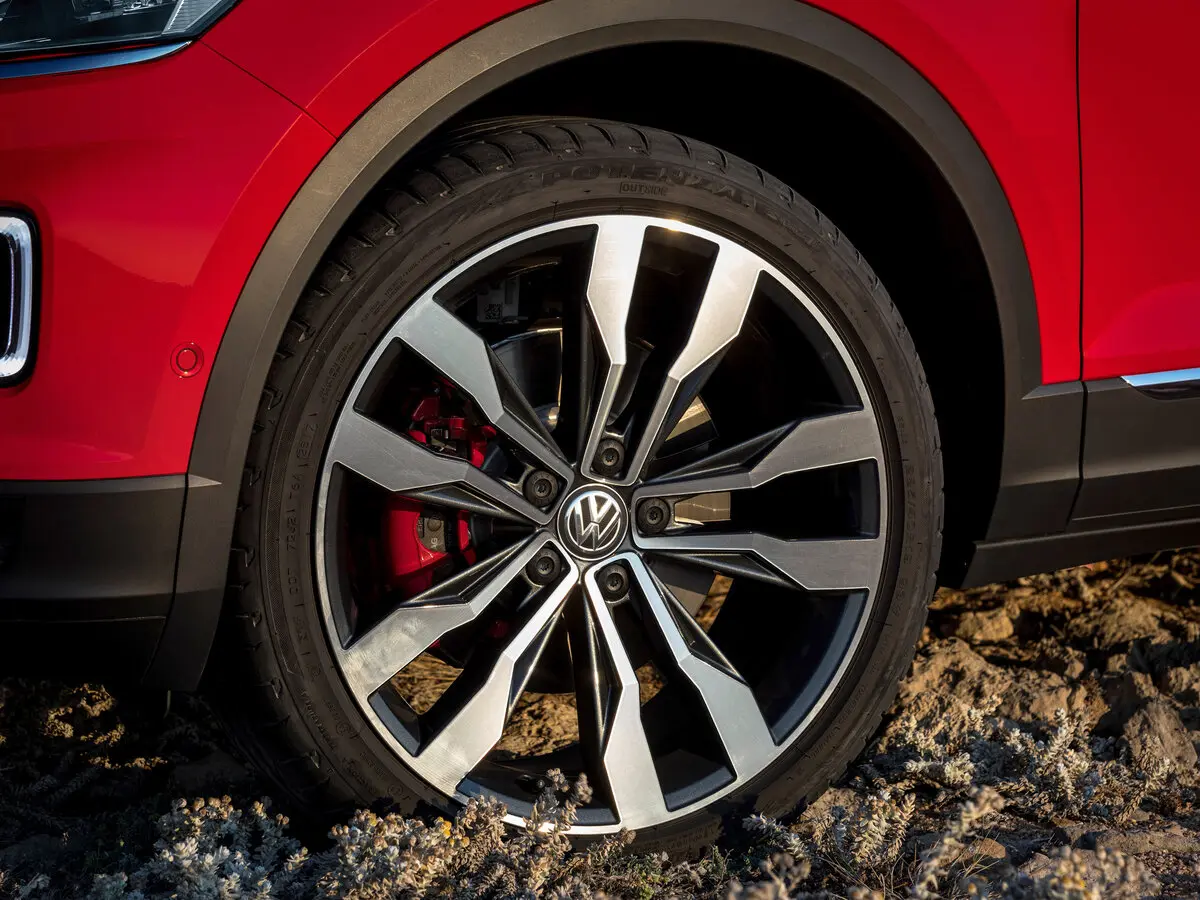 Volkswagen T-Roc I Внедорожник 5 дв. — сүрөт 18