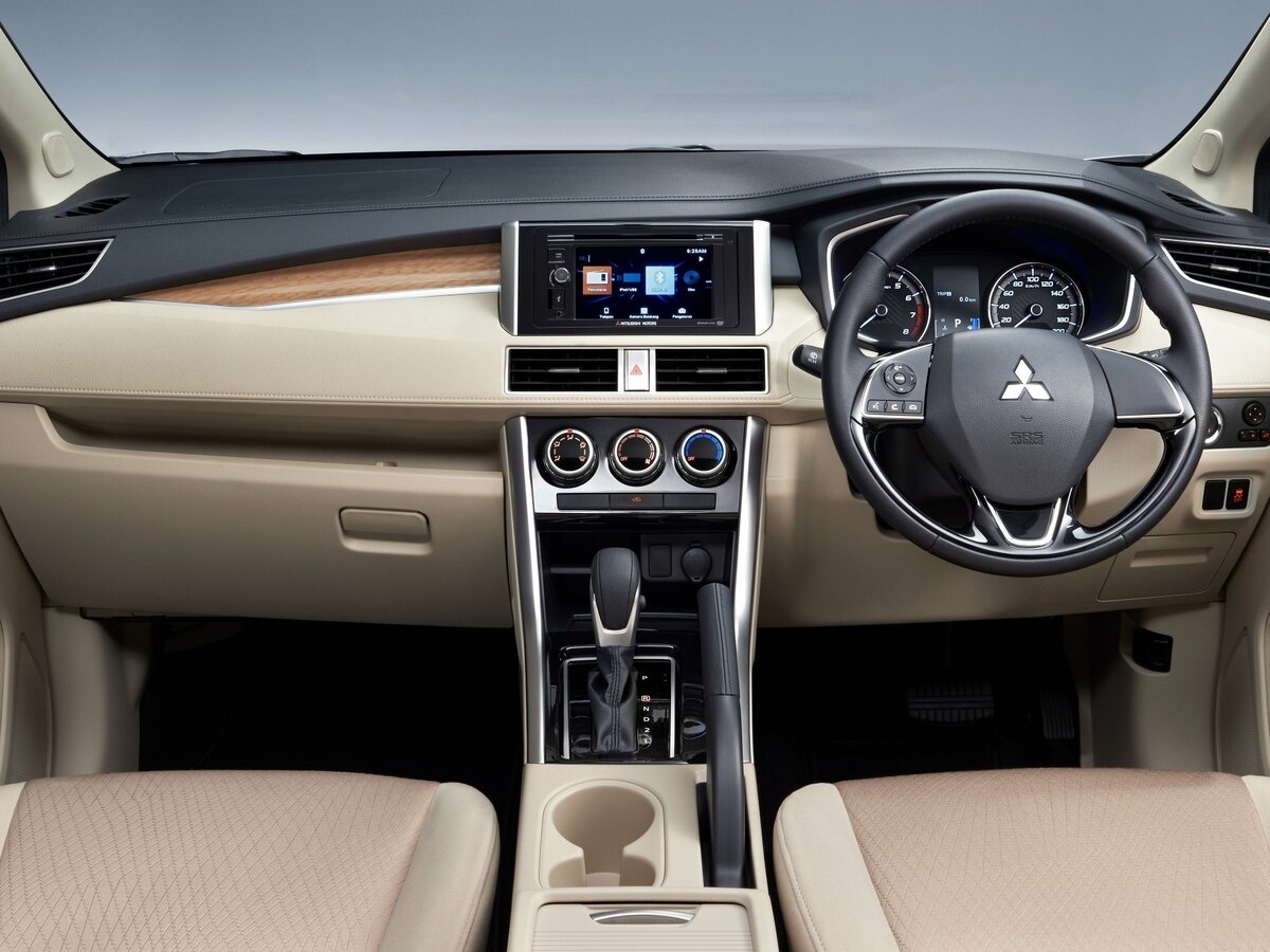 Mitsubishi Xpander I Внедорожник 5 дв. — фото 6