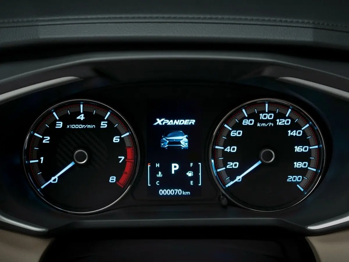 Mitsubishi Xpander I Внедорожник 5 дв. — сүрөт 9