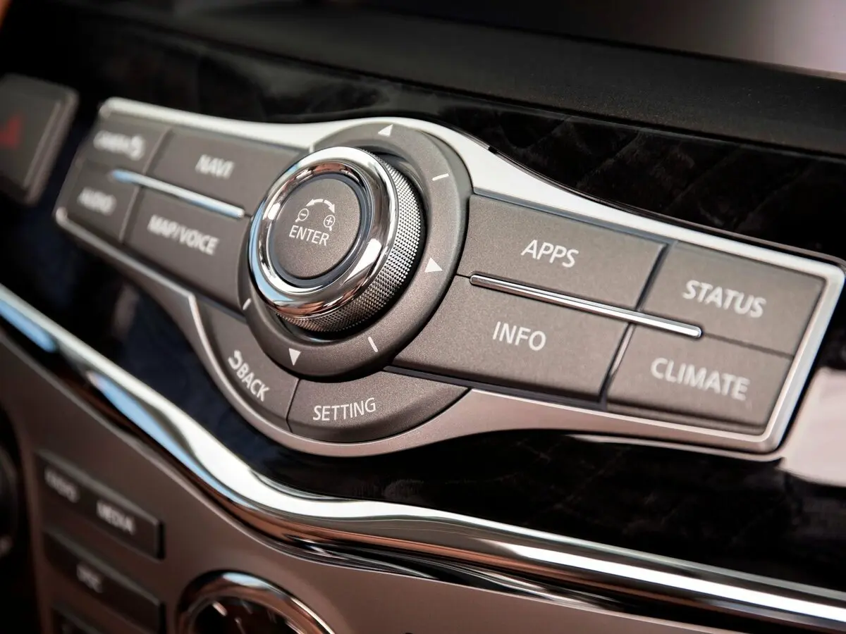Infiniti QX80 I Рестайлинг 2 Внедорожник 5 дв. — сүрөт 15