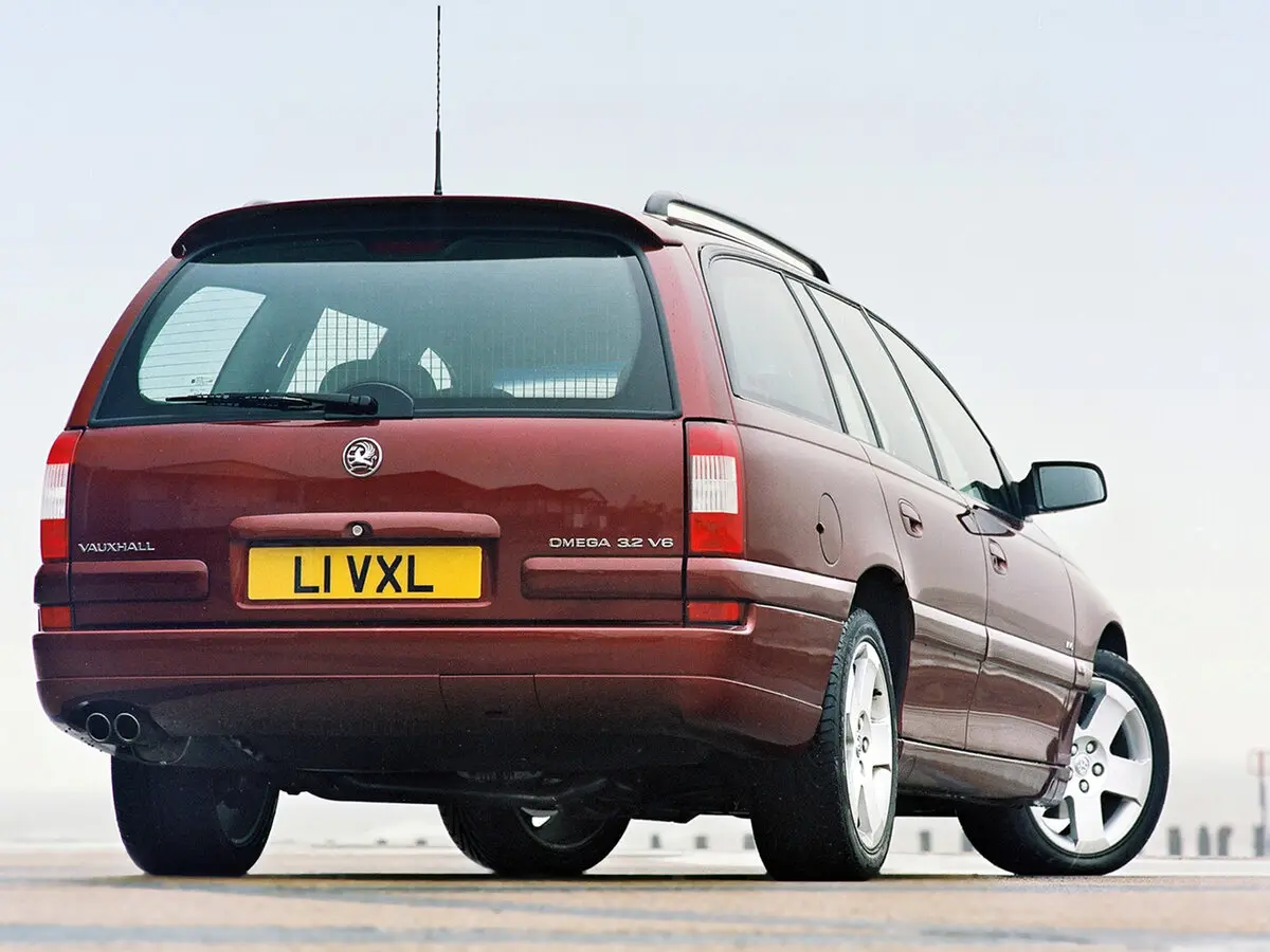Vauxhall Omega B Рестайлинг Универсал 5 дв. — photo 3