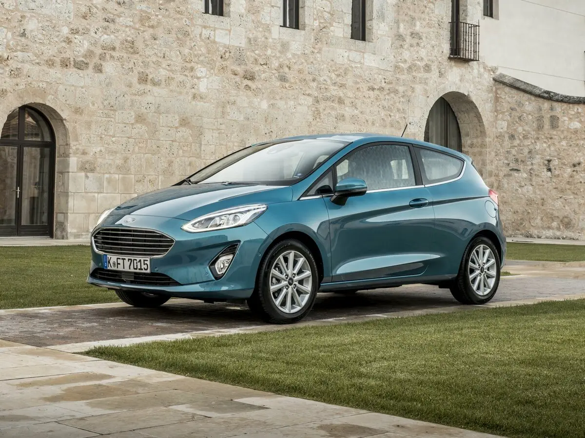 Ford Fiesta Mk7 Хэтчбек 3 дв.