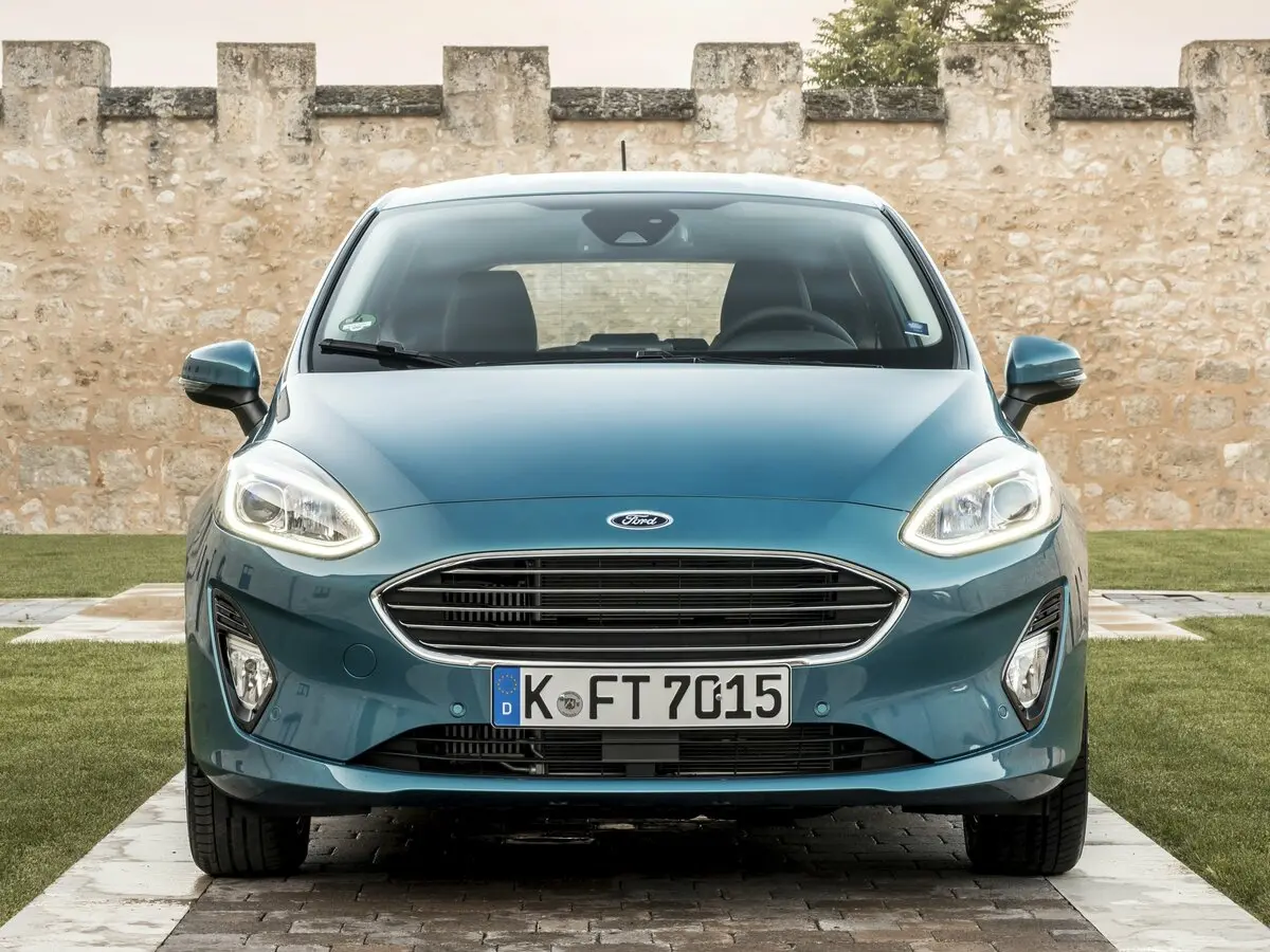 Ford Fiesta Mk7 Хэтчбек 3 дв. — сүрөт 3