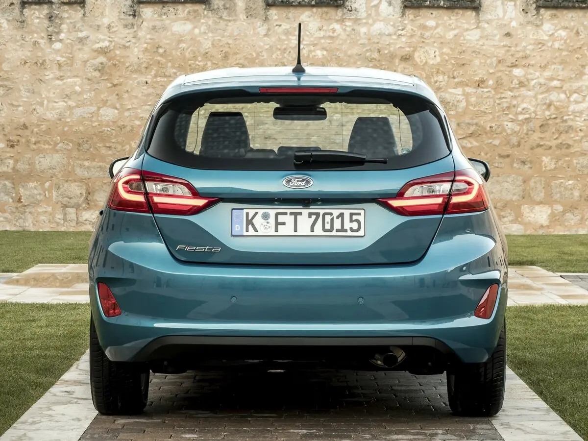 Ford Fiesta Mk7 Хэтчбек 3 дв. — сүрөт 4