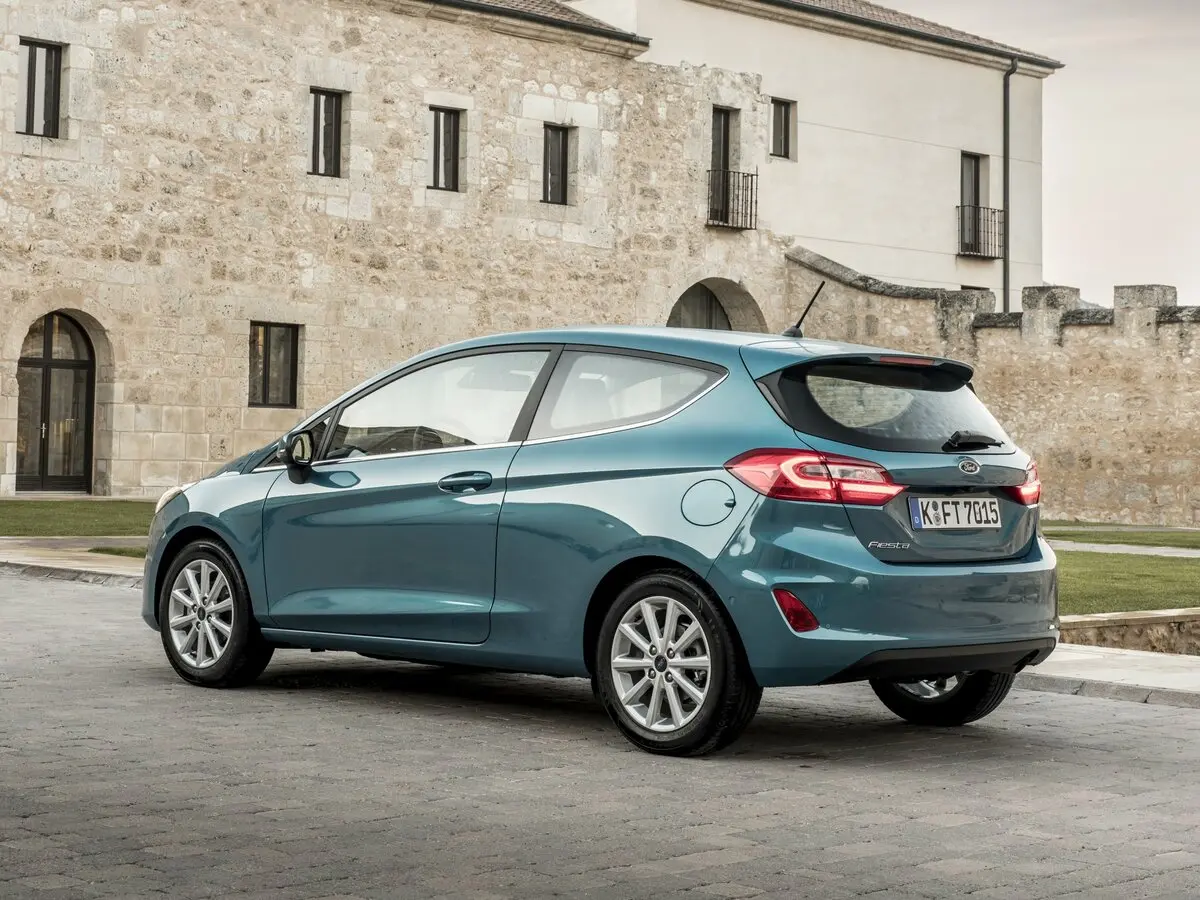 Ford Fiesta Mk7 Хэтчбек 3 дв. — сүрөт 5