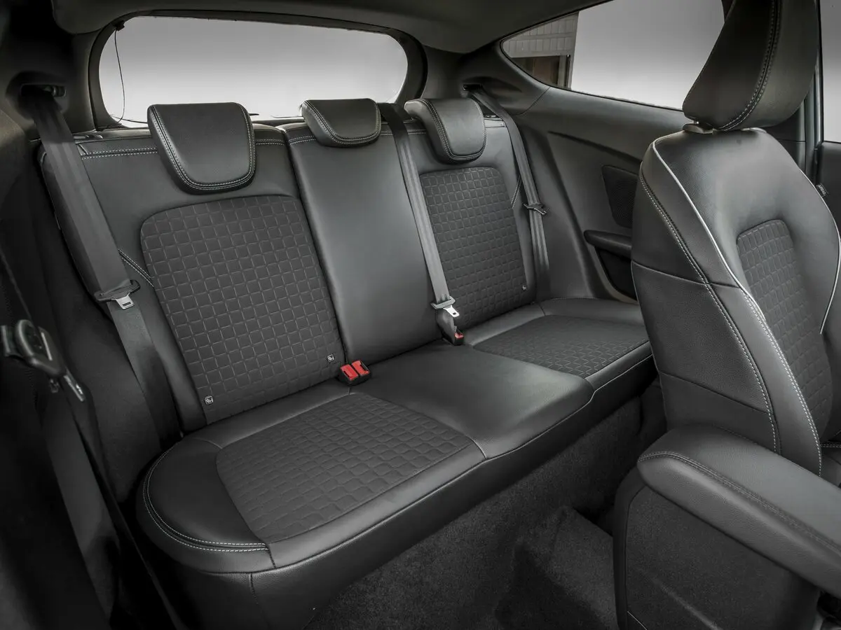 Ford Fiesta Mk7 Хэтчбек 3 дв. — сүрөт 11