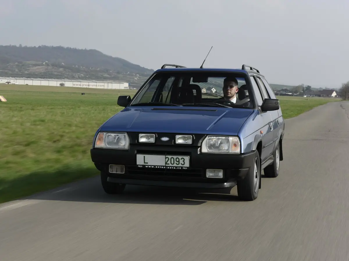 Skoda Forman I Универсал 5 дв. — сүрөт 3
