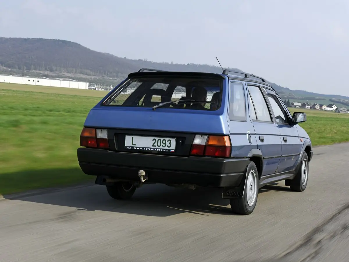 Skoda Forman I Универсал 5 дв. — сүрөт 4
