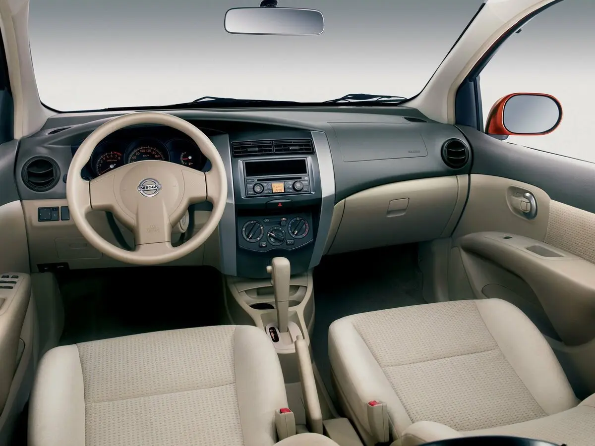 Nissan Livina I Минивэн — сүрөт 4