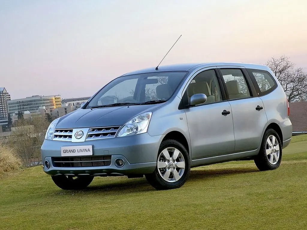 Nissan Livina I Минивэн Grand