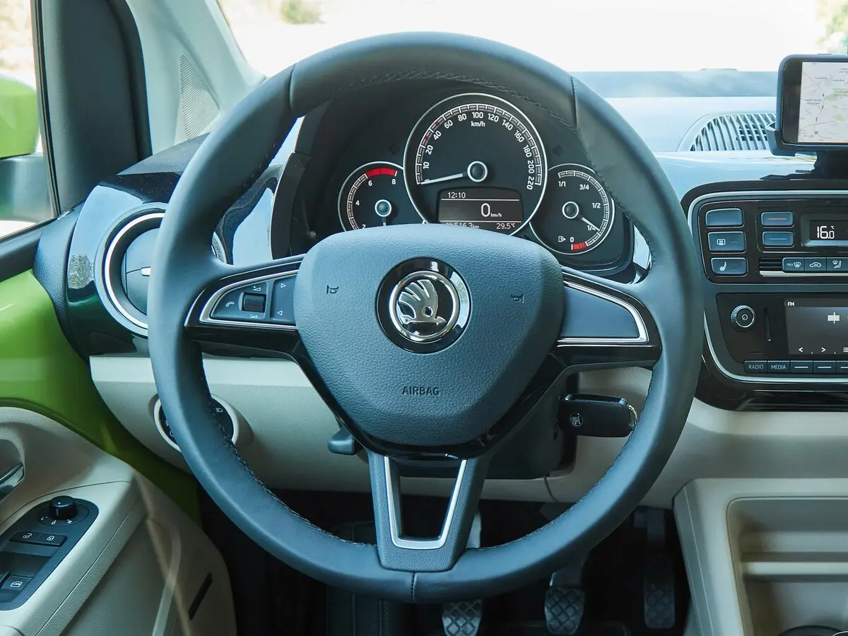 Skoda Citigo I Рестайлинг Хэтчбек 5 дв. — 照片 8