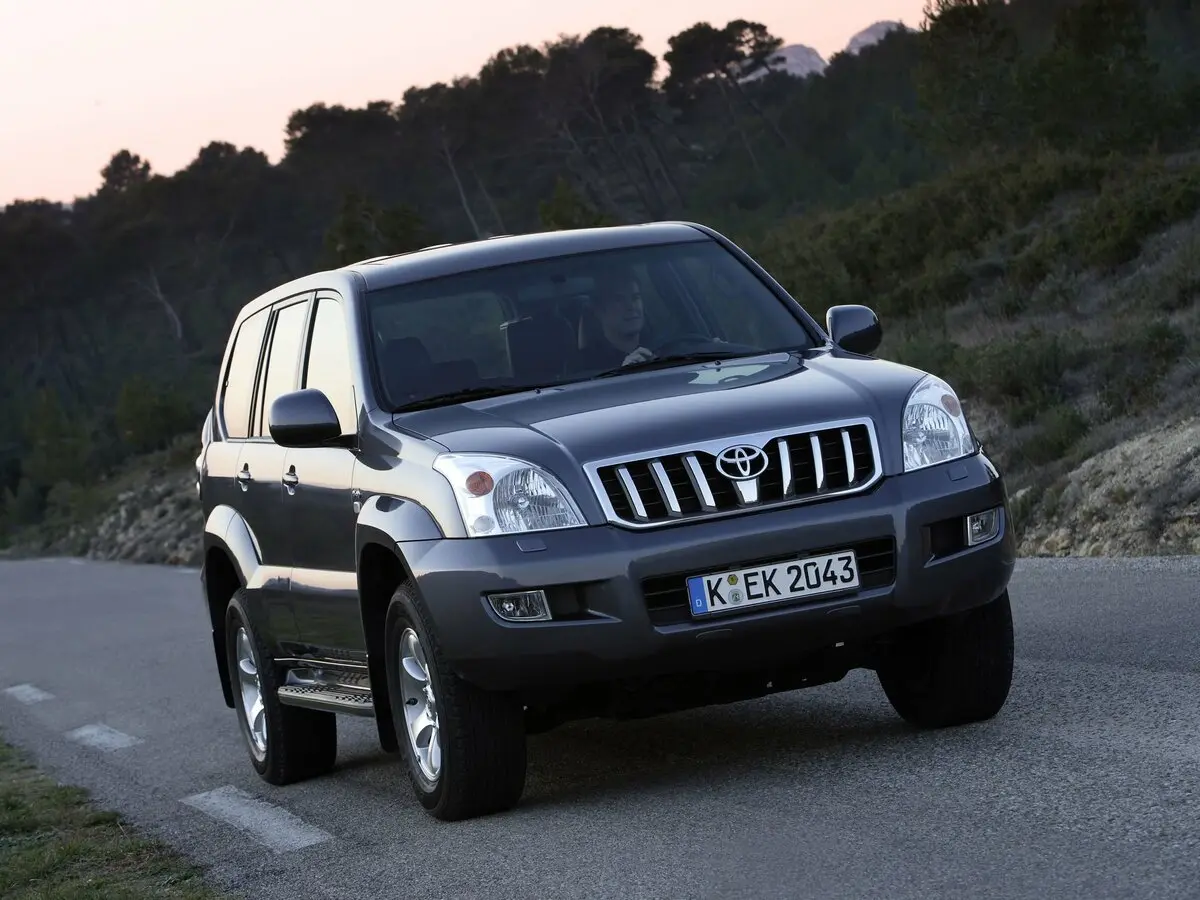 Toyota Land Cruiser Prado 120 Series Рестайлинг Внедорожник 5 дв. — фото 3
