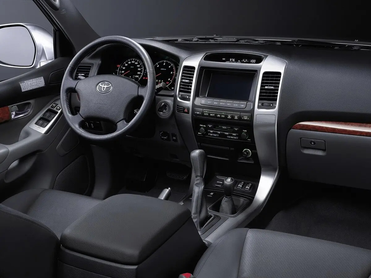 Toyota Land Cruiser Prado 120 Series Рестайлинг Внедорожник 5 дв. — фото 5