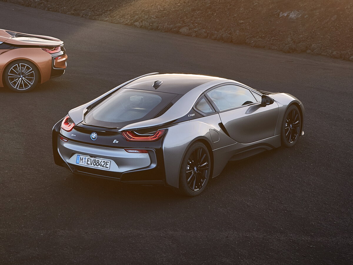 BMW i8 I Рестайлинг Купе — фото 4