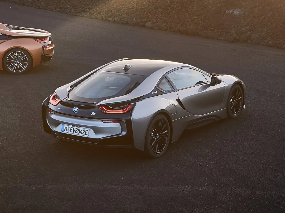 BMW i8 I Рестайлинг Купе — сүрөт 4
