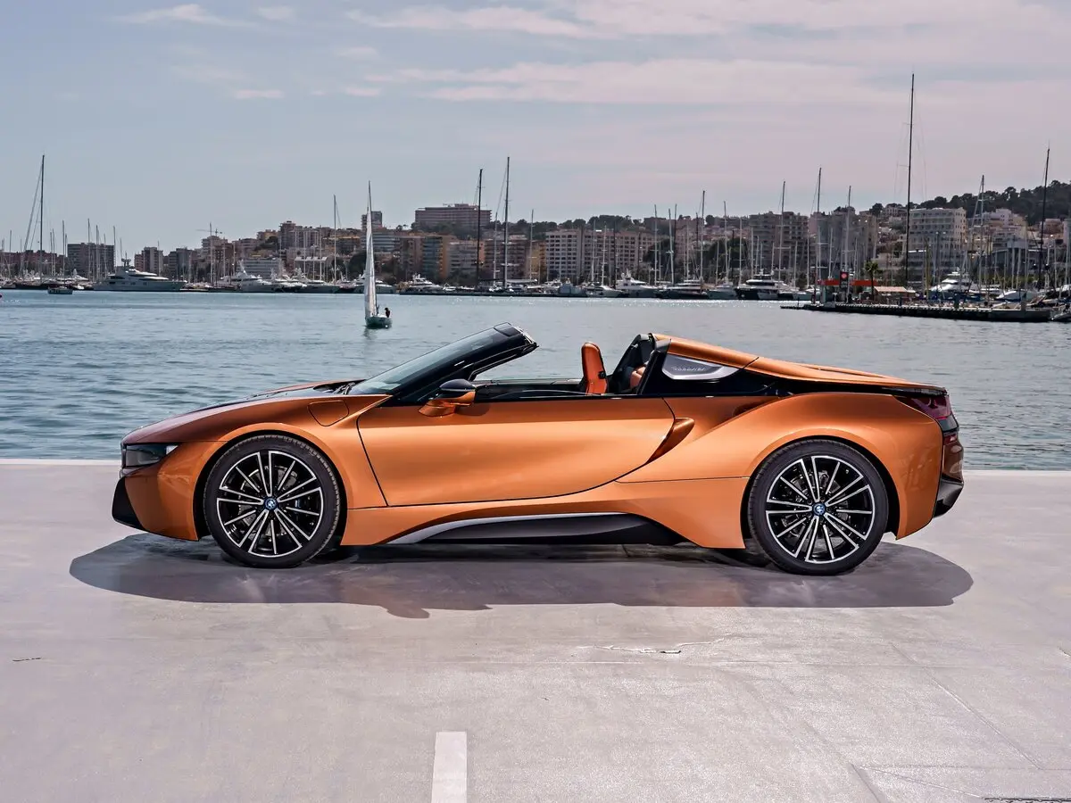 BMW i8 I Рестайлинг Родстер Roadster — сүрөт 2