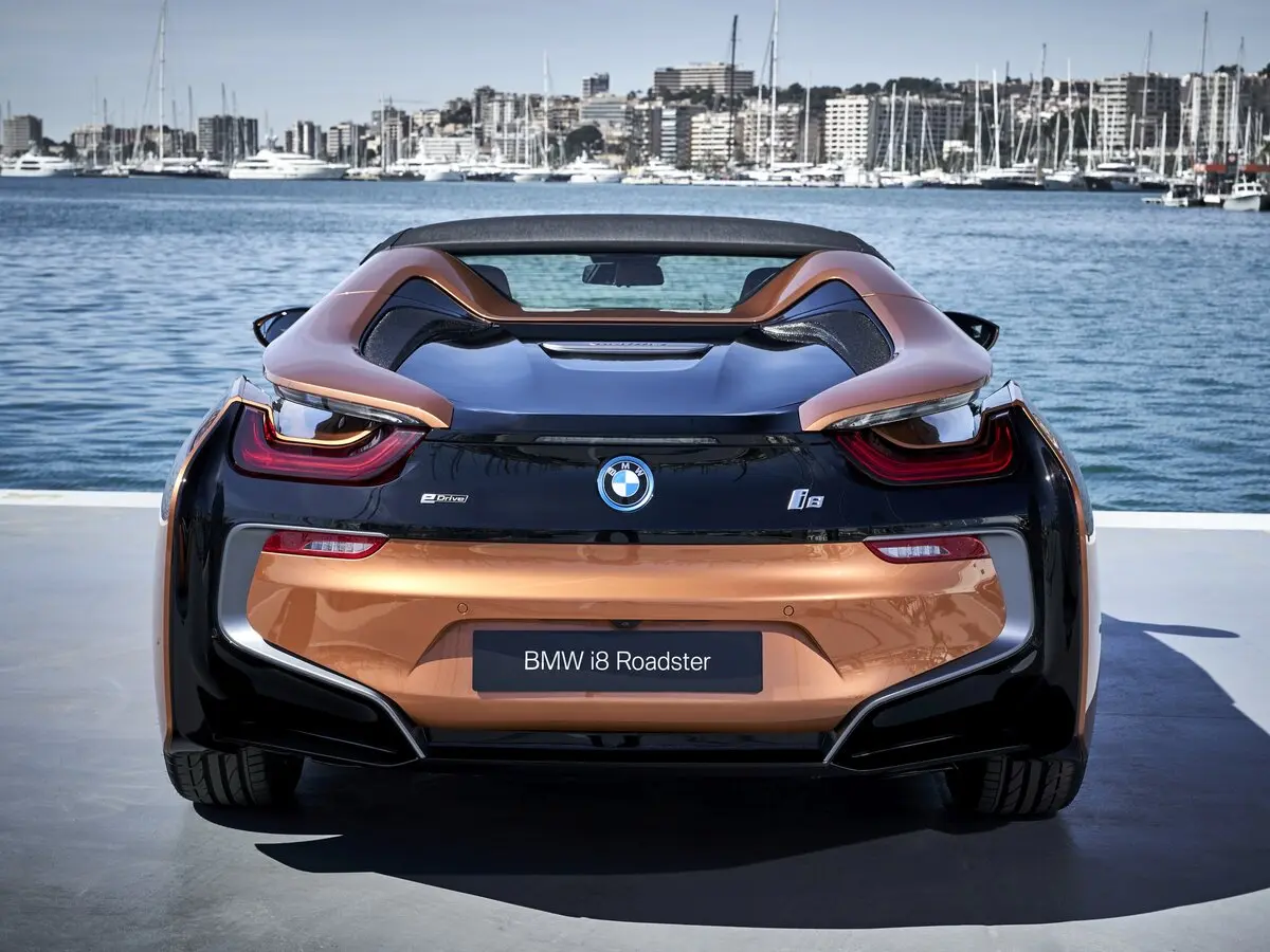 BMW i8 I Рестайлинг Родстер Roadster — сүрөт 4
