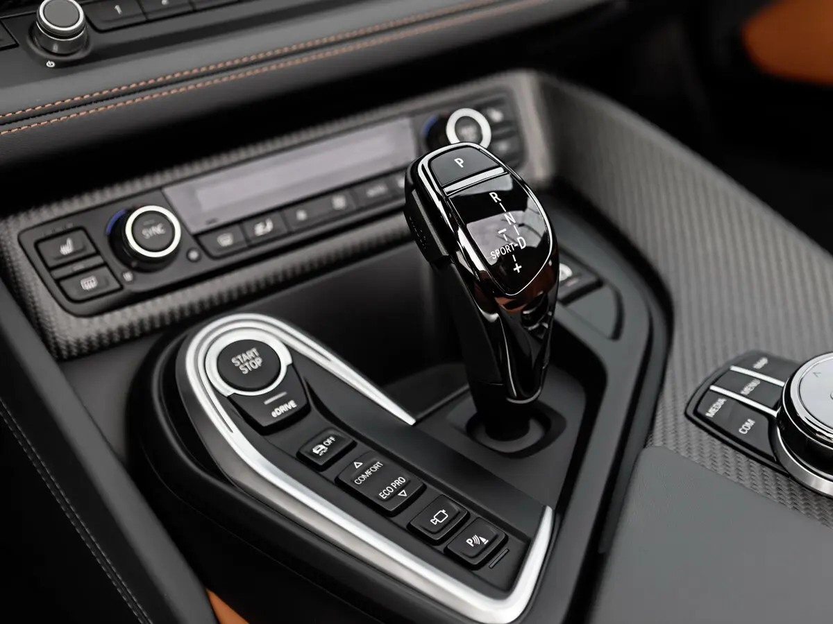 BMW i8 I Рестайлинг Родстер Roadster — сүрөт 9