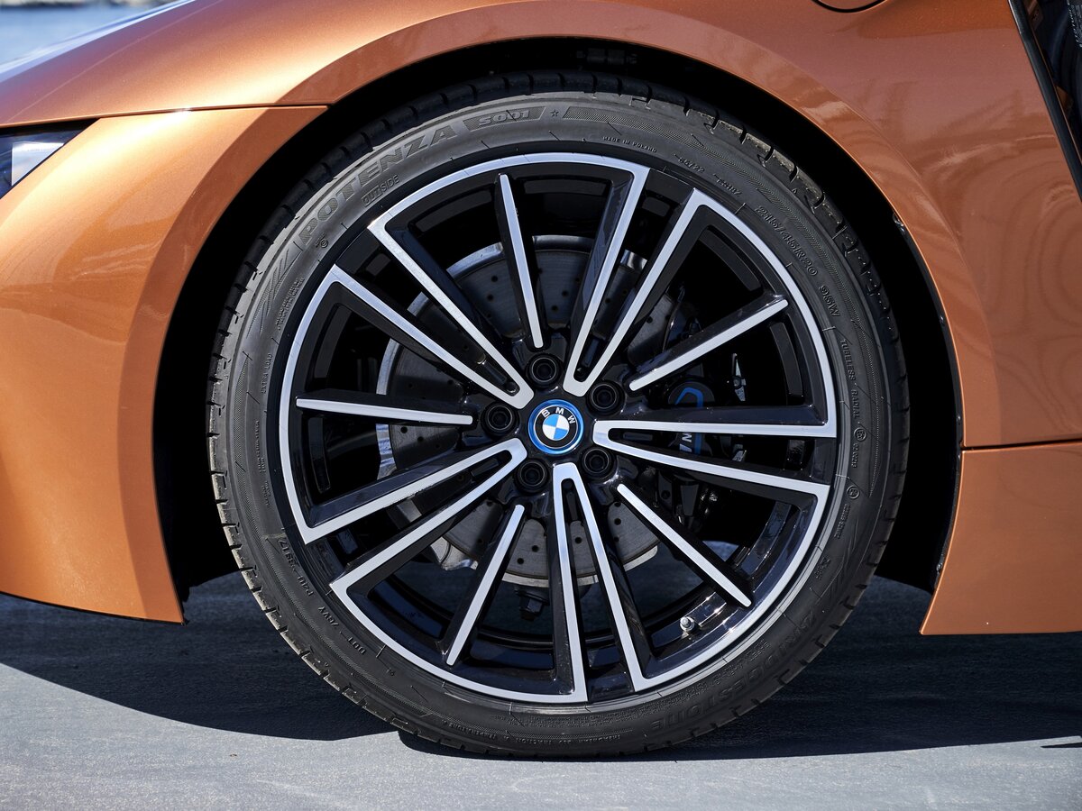 BMW i8 I Рестайлинг Родстер Roadster