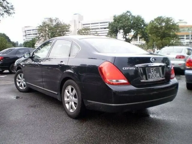 Nissan Cefiro IV (J31) Седан — фото 4