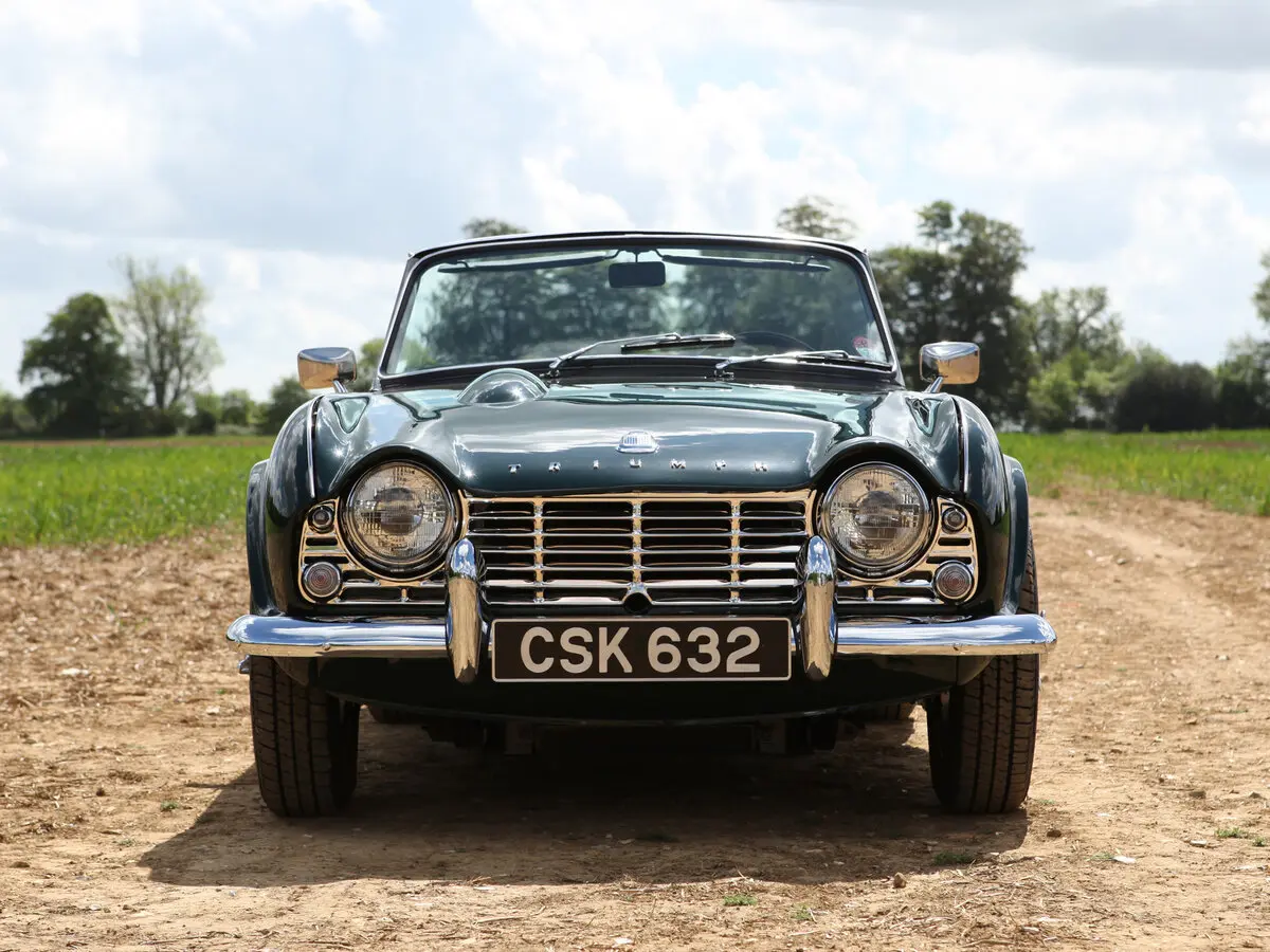 Triumph TR4 I Родстер — 照片 3