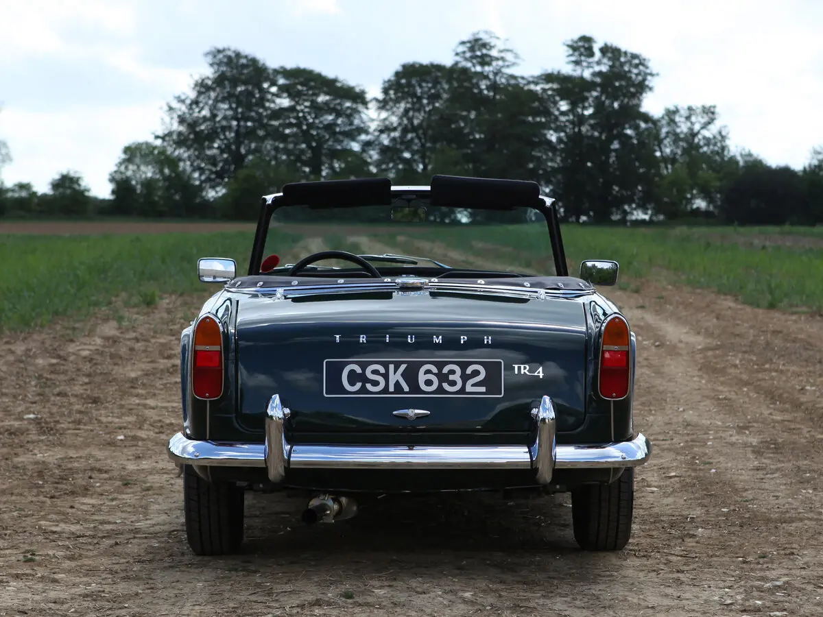 Triumph TR4 I Родстер — 照片 4