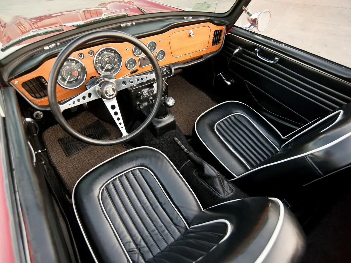 Triumph TR4 I (A) Родстер TR4A — сүрөт 3