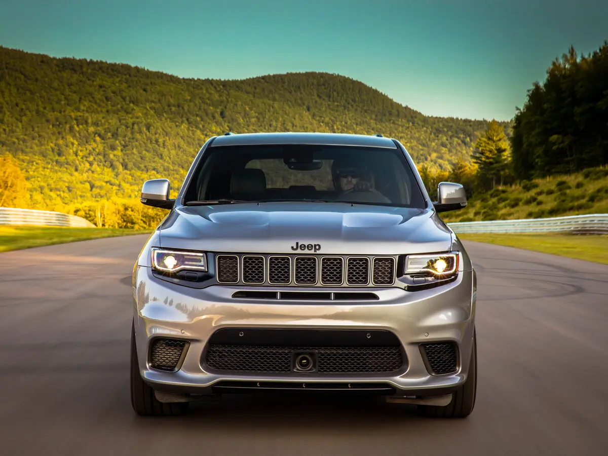 Jeep Grand Cherokee IV (WK2) Рестайлинг Внедорожник 5 дв. Trackhawk — сүрөт 3