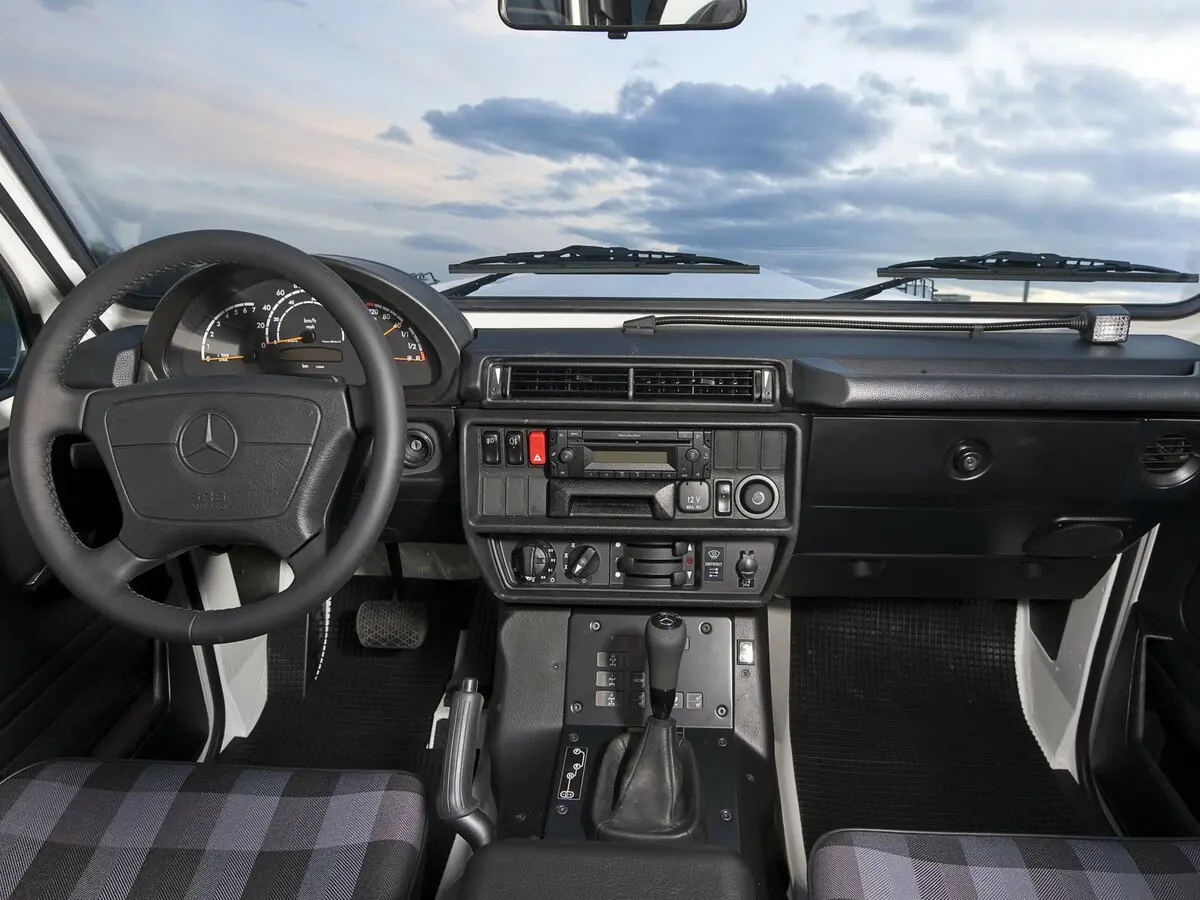 Mercedes-Benz G-Класс I (W461) Professional Внедорожник 5 дв. — сүрөт 6