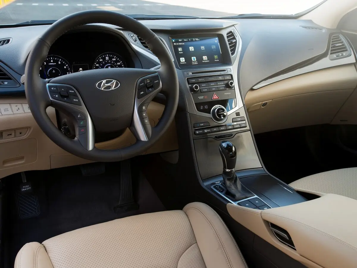 Hyundai Azera II Рестайлинг Седан — сүрөт 6