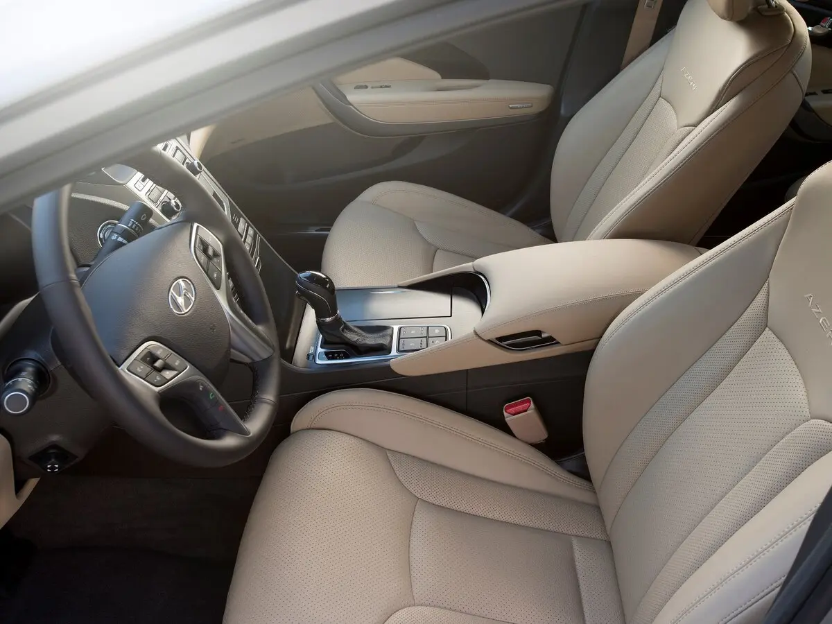 Hyundai Azera II Рестайлинг Седан — сүрөт 8