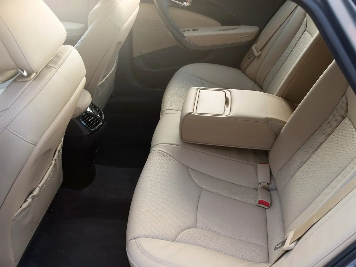 Hyundai Azera II Рестайлинг Седан — сүрөт 10