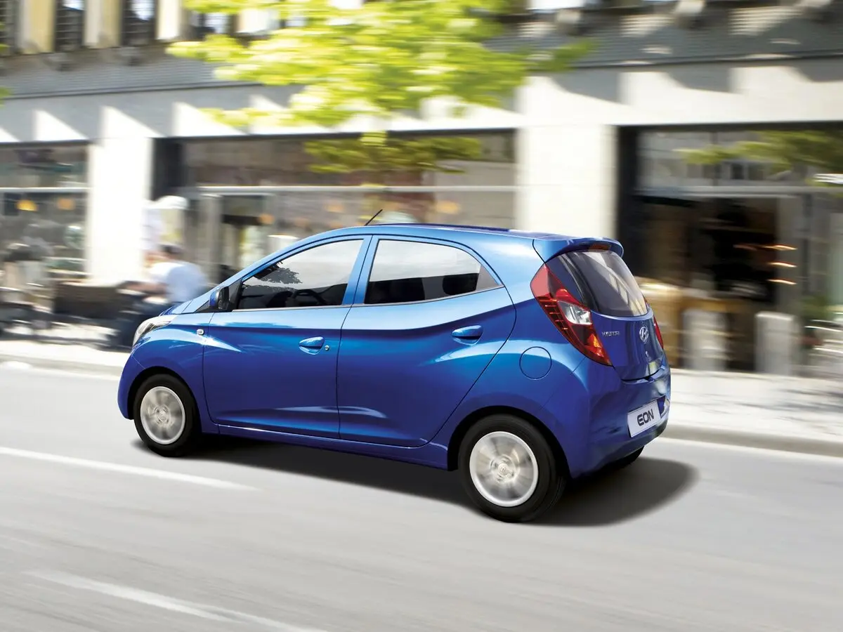 Hyundai EON I Хэтчбек 5 дв. — photo 3
