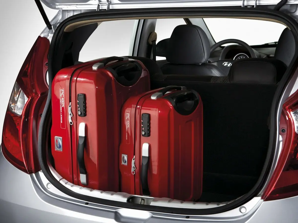 Hyundai EON I Хэтчбек 5 дв. — photo 6